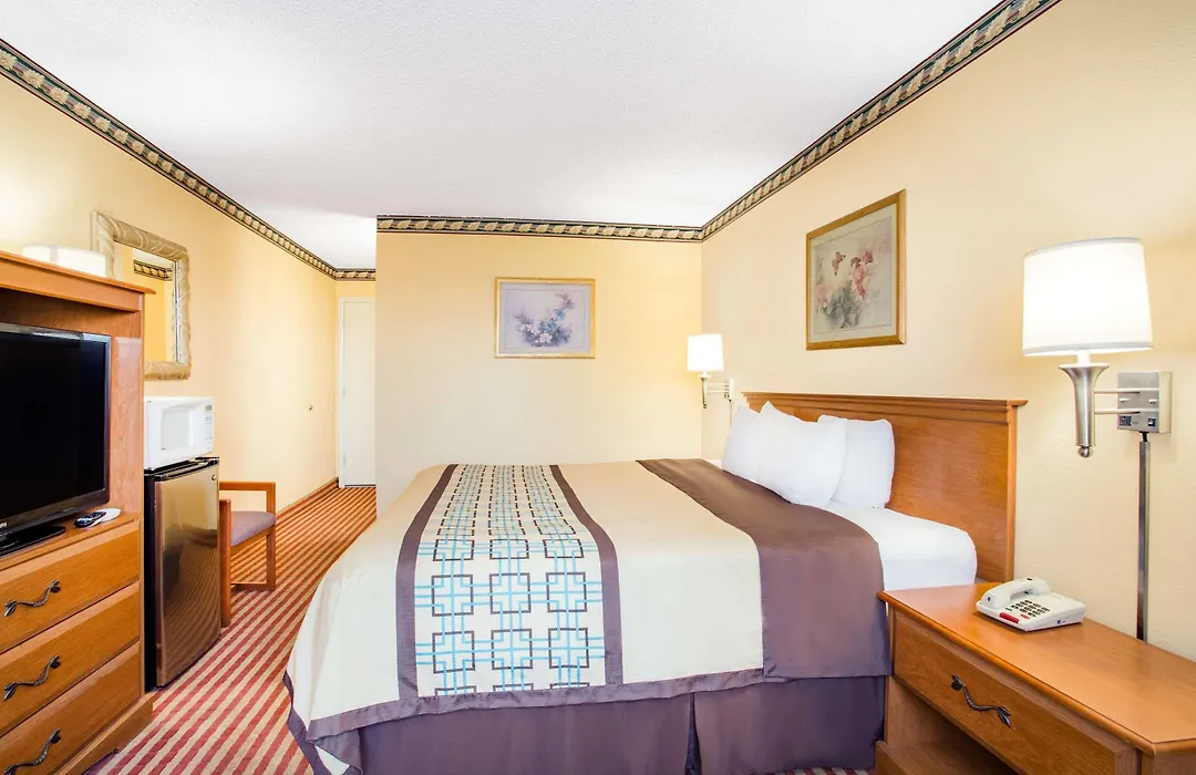 Days Inn By Wyndham St. George-1